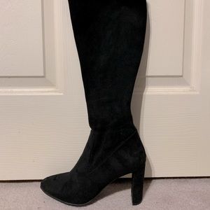 Black Below knee faux suede Nine West boot